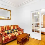 Guestready - Parisian Bliss Near Notre-Dame
